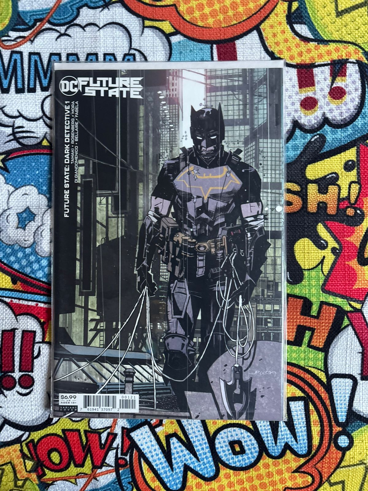 Future state dark detective #1