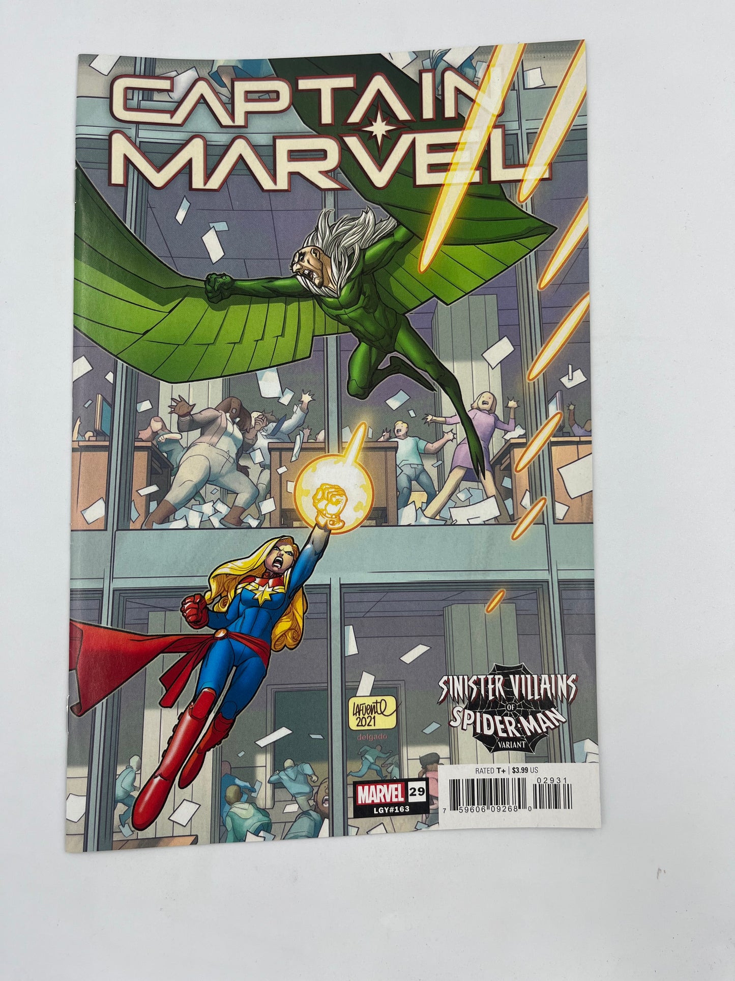Captain Marvel #29